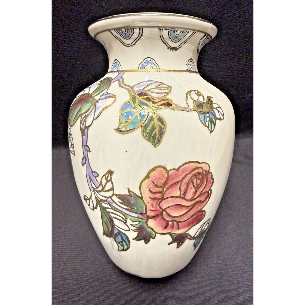 Chinese Rose Porcelain Vase, Beautiful! 6”!